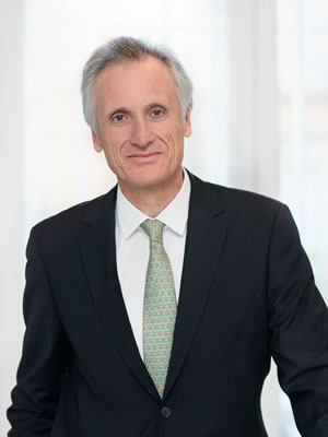 "2016 will be an important year with many challenges. The clear priority will be the integration of WDF. We want to seize the opportunity to build the strongest team of travel retail experts ever." Julian Diaz, CEO, Dufry