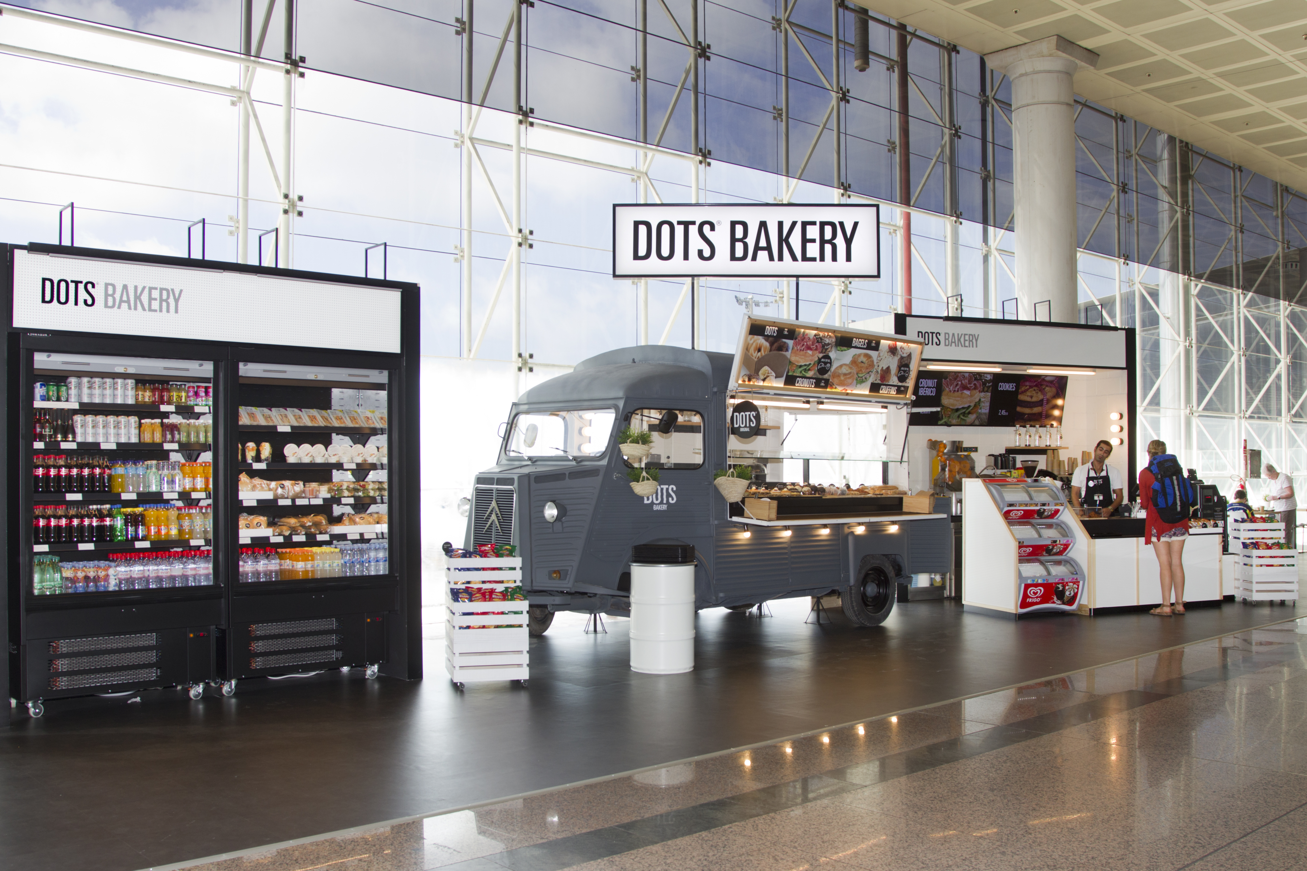 Areas Brings First Food Truck Concept To Barcelona Airport