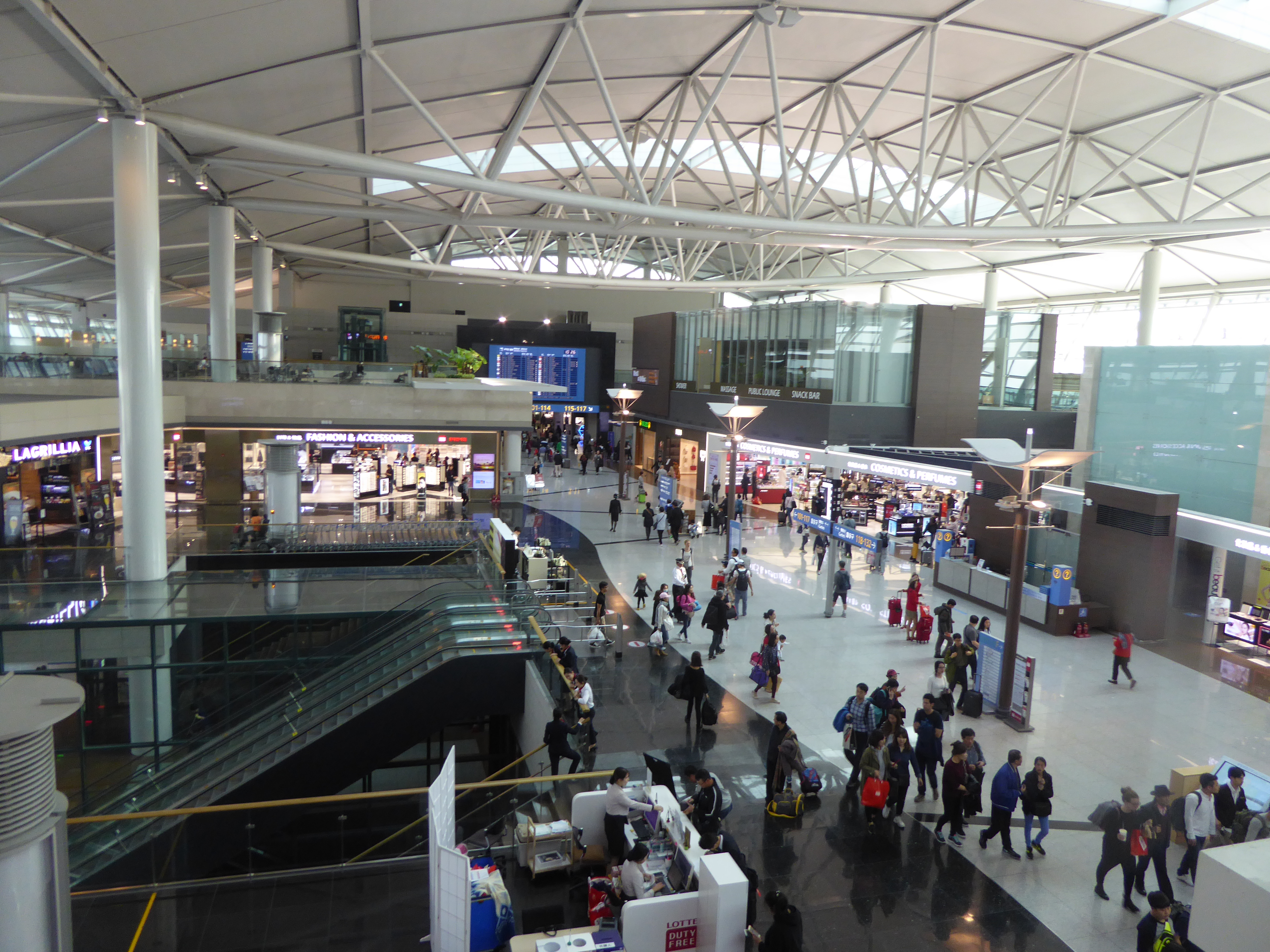 concourse-lotte-2