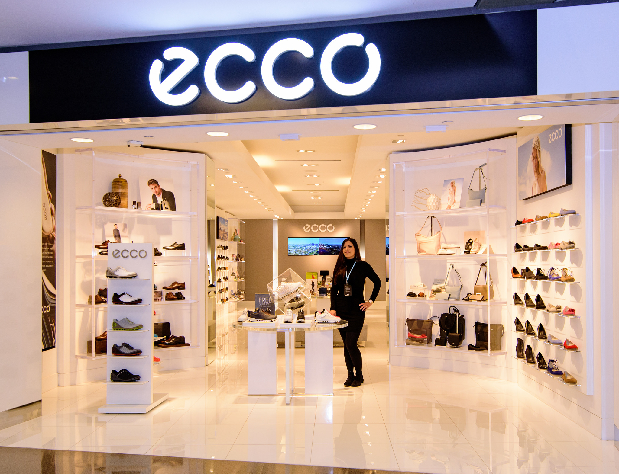 ecco retail store