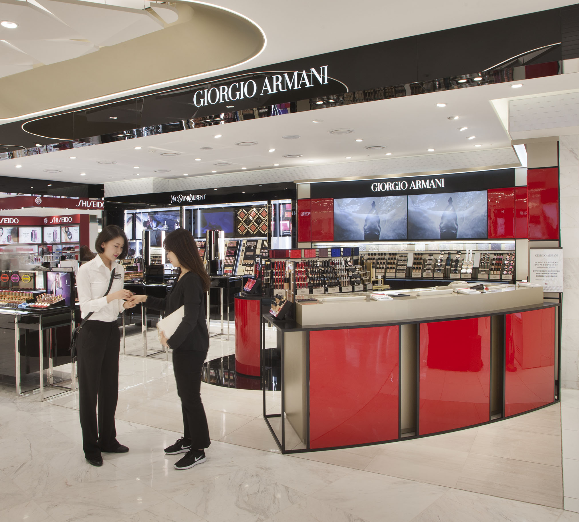 Giorgio Armani counter at Lotte Hotel 