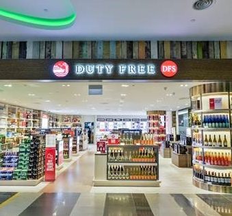 Duty free operator DFS pulls out of Singapore over regulatory tightening