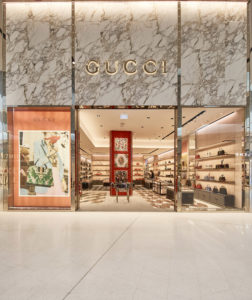 gucci heathrow terminal 4