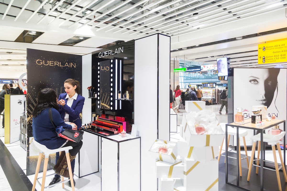 Louis Vuitton opens perfumery dedicated pop-up at London Heathrow Airport # LV #LouisVuitton