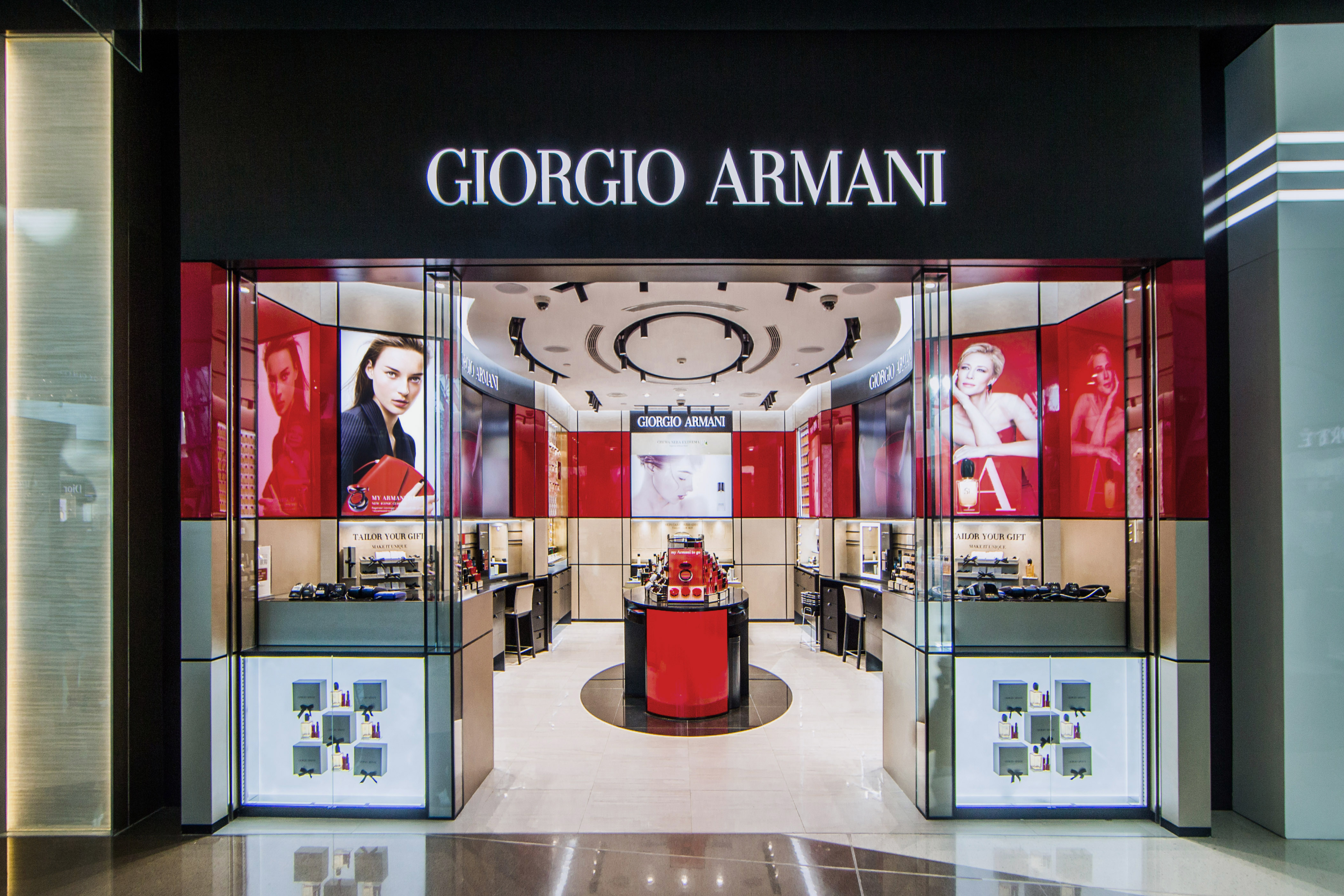 First Giorgio Armani store in European travel retail