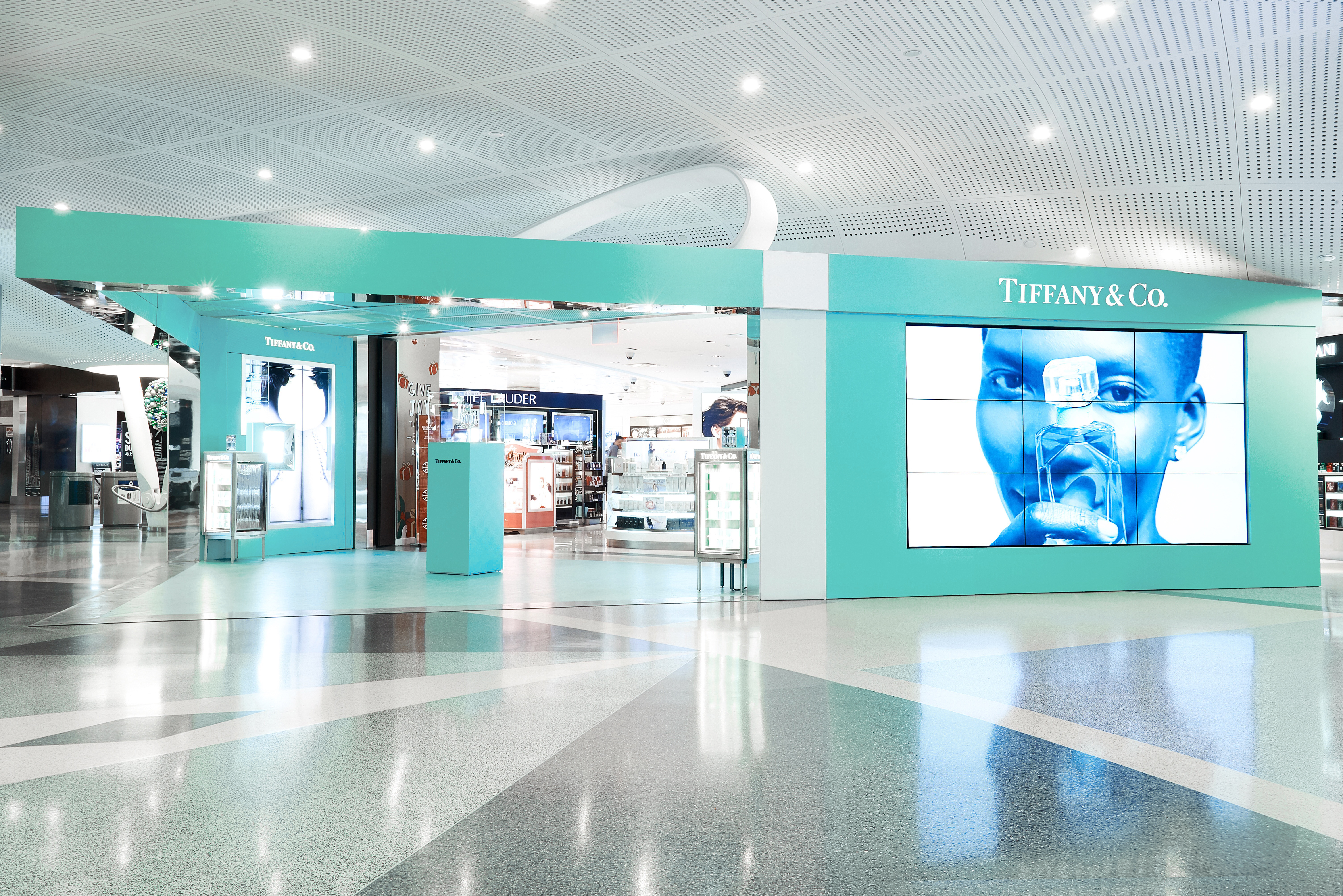 changi airport tiffany and co