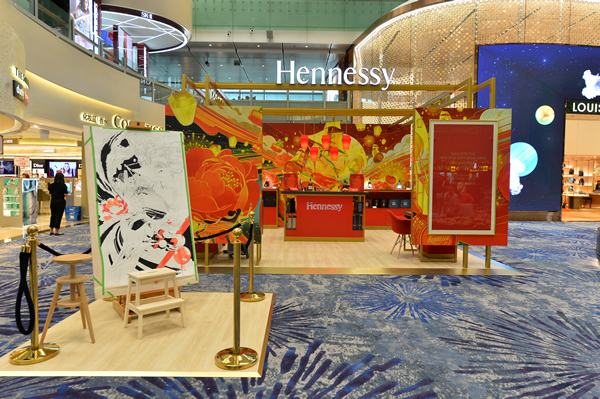DFS unveils reinterpreted new Hennessy X.X.O at Changi