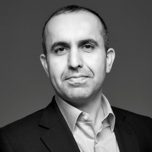 The Estée Lauder Companies promotes Umair Ansari to new role : The ...