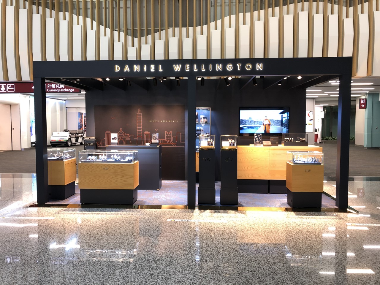 Stædig ødemark erosion Daniel Wellington partners with Tasa Meng in pop-up at Taoyuan Airport -  The Moodie Davitt Report -The Moodie Davitt Report