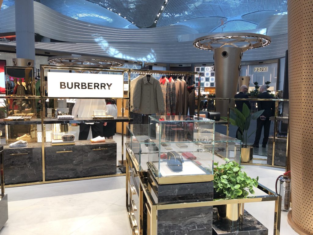 LUXURY SHOPPING AT ISTANBUL AIRPORT - FENDI, GUCCI, LOUIS VUITTON AND MORE  