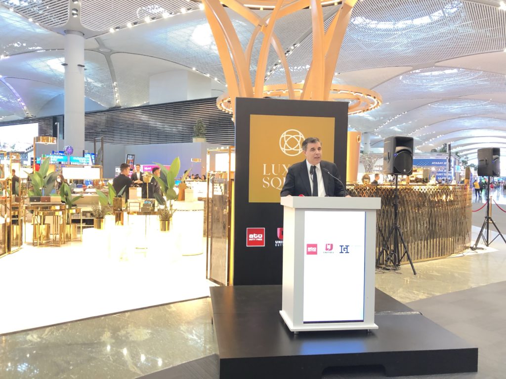 İGA Istanbul Airport on X: Luxury Square with its 28 luxury brands that  offer a wide range of products from clothing to jewelry and from shoes to  accessories is now at the