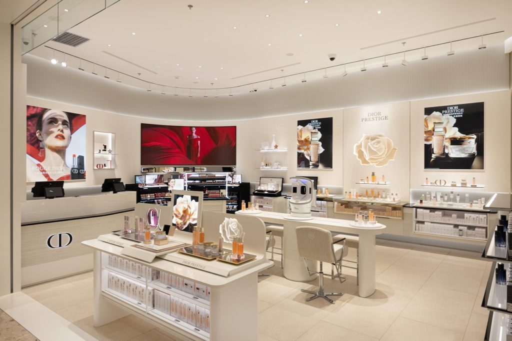 Dior inaugurates a new flagship in China - LVMH