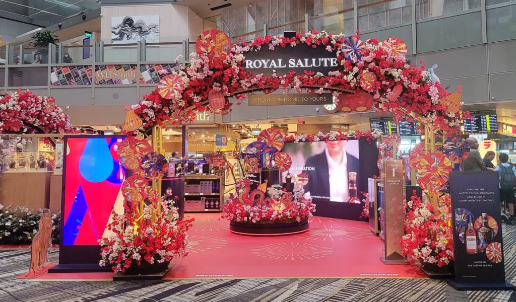 Sands Shoppes Macao and Louis Vuitton Unveil Exclusive Christmas Festive  Decorations