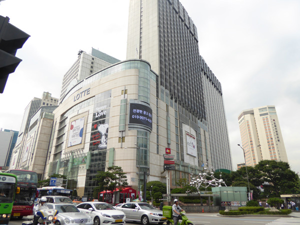 Lotte downtown exterior 600-6