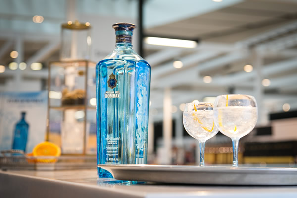 Bombay Sapphire plays starring role with Heinemann at Sydney