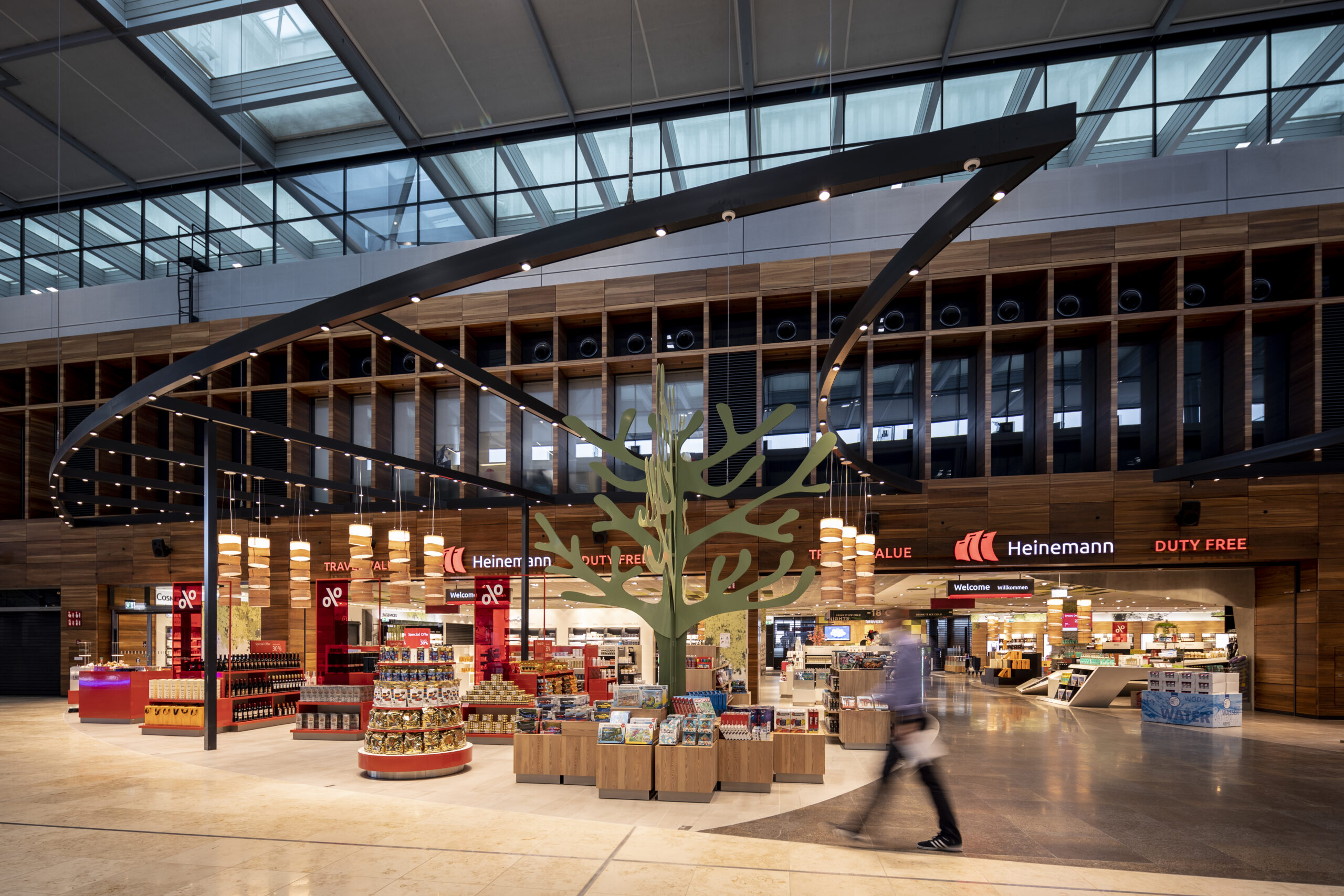 We are delighted to finally be able to get started”: Heinemann Duty Free  opens at Berlin Brandenburg Airport : Moodie Davitt Report