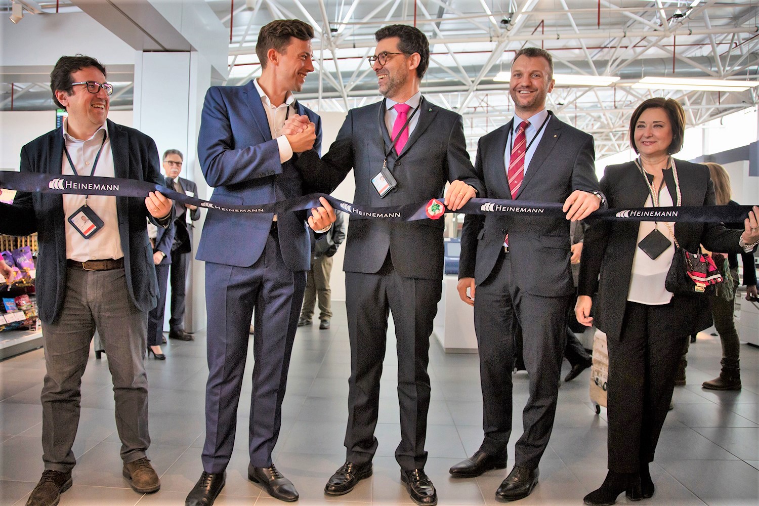 Centro Commerciale Archimede in Syracuse - Ask AI | mindtrip, image size:1500x1000