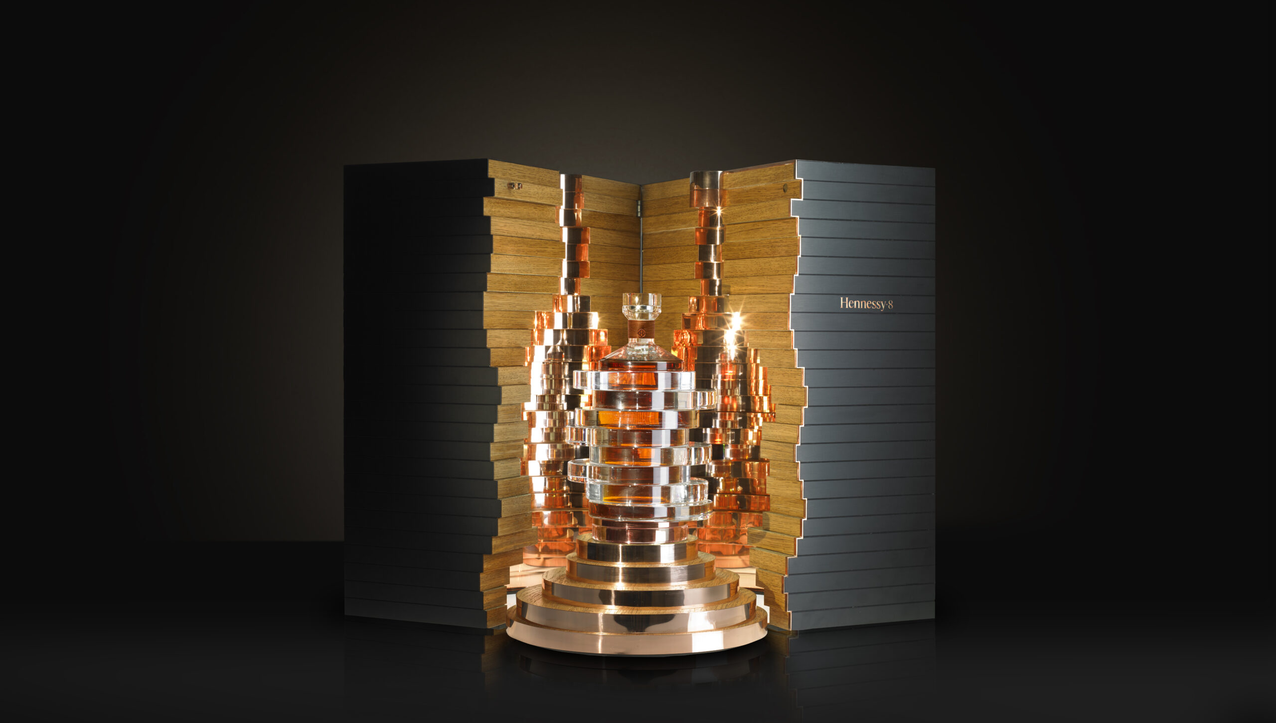 NFT luxury wines & spirits platform BlockBar sells Hennessy·8 for  US$226,450 : Moodie Davitt Report