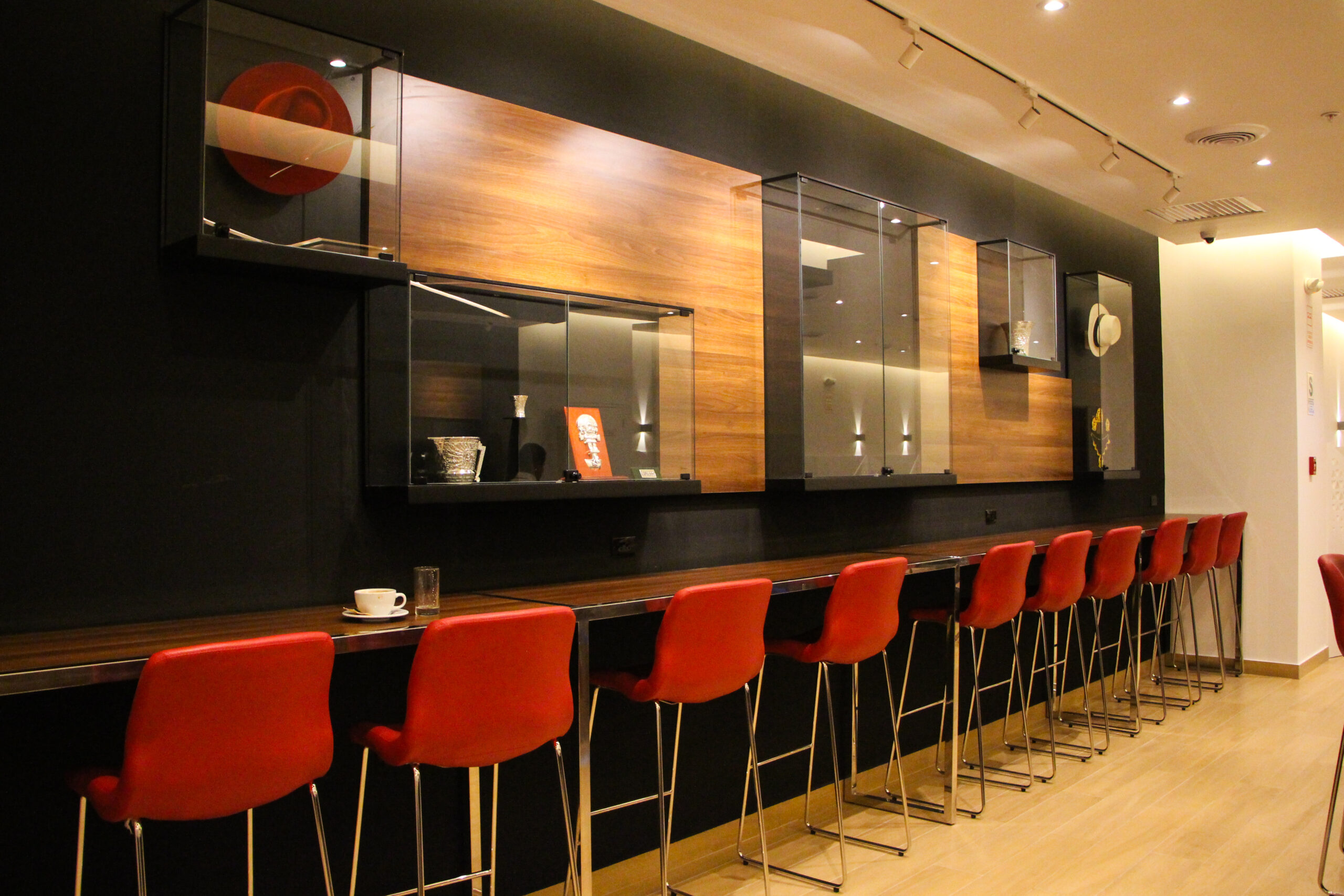 Newrest and Lima Airport Partners team up to create new VIP lounge at ...