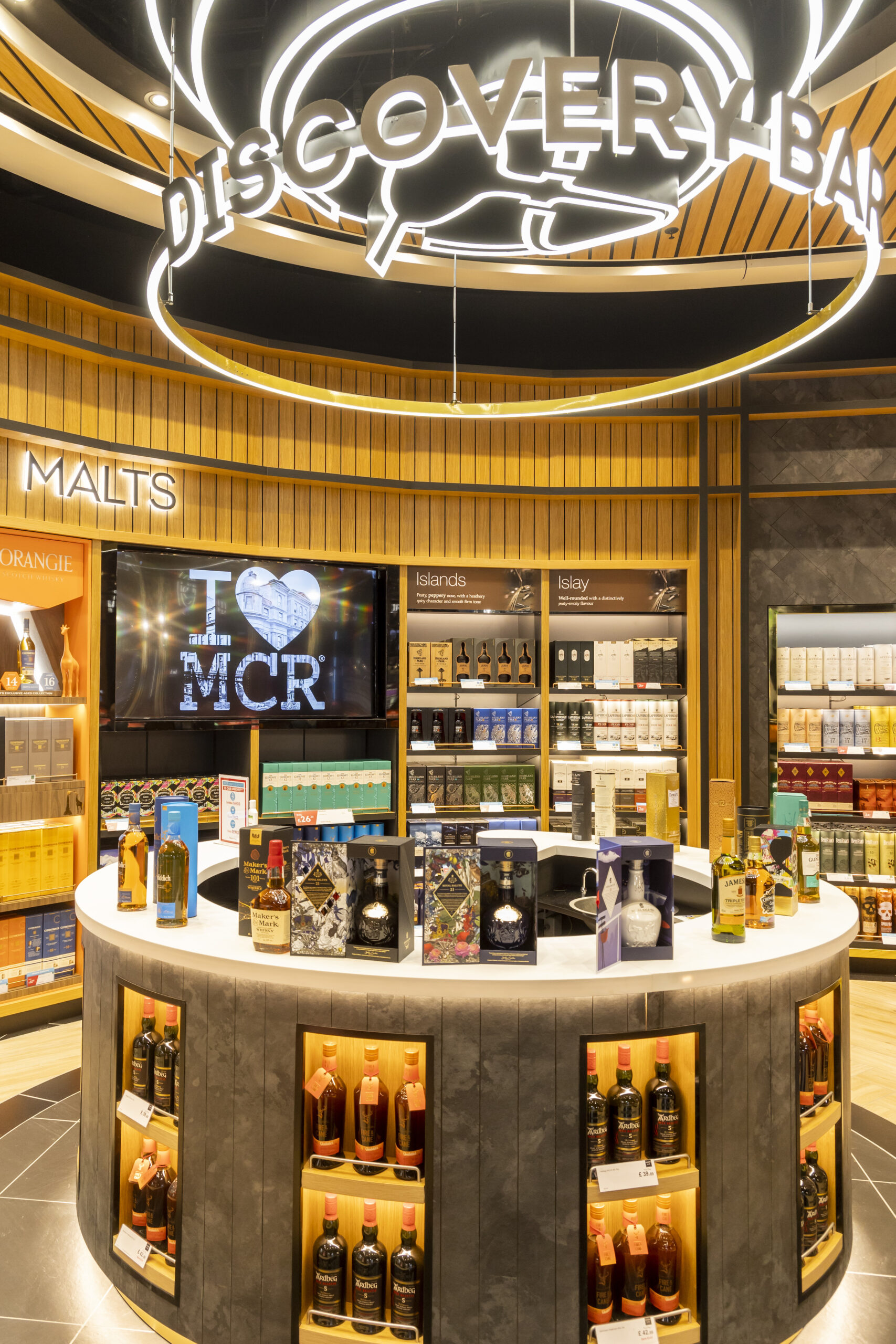 Slick, modern and innovative – Dufry reveals strong Sense of Place and  premium offer at new Manchester Airport stores : Moodie Davitt Report