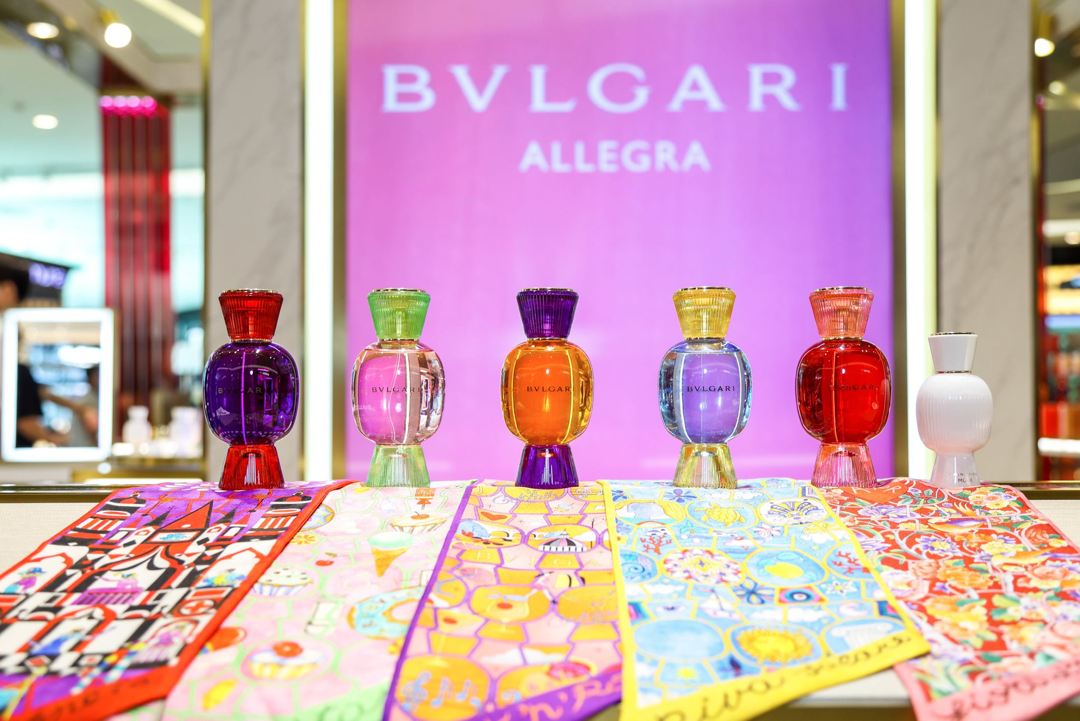 Picture and Video Gallery: Bvlgari and CDFG celebrate Allegra Maxi Picture and Video Gallery: Bvlgari and CDFG celebrate Allegra Maxi