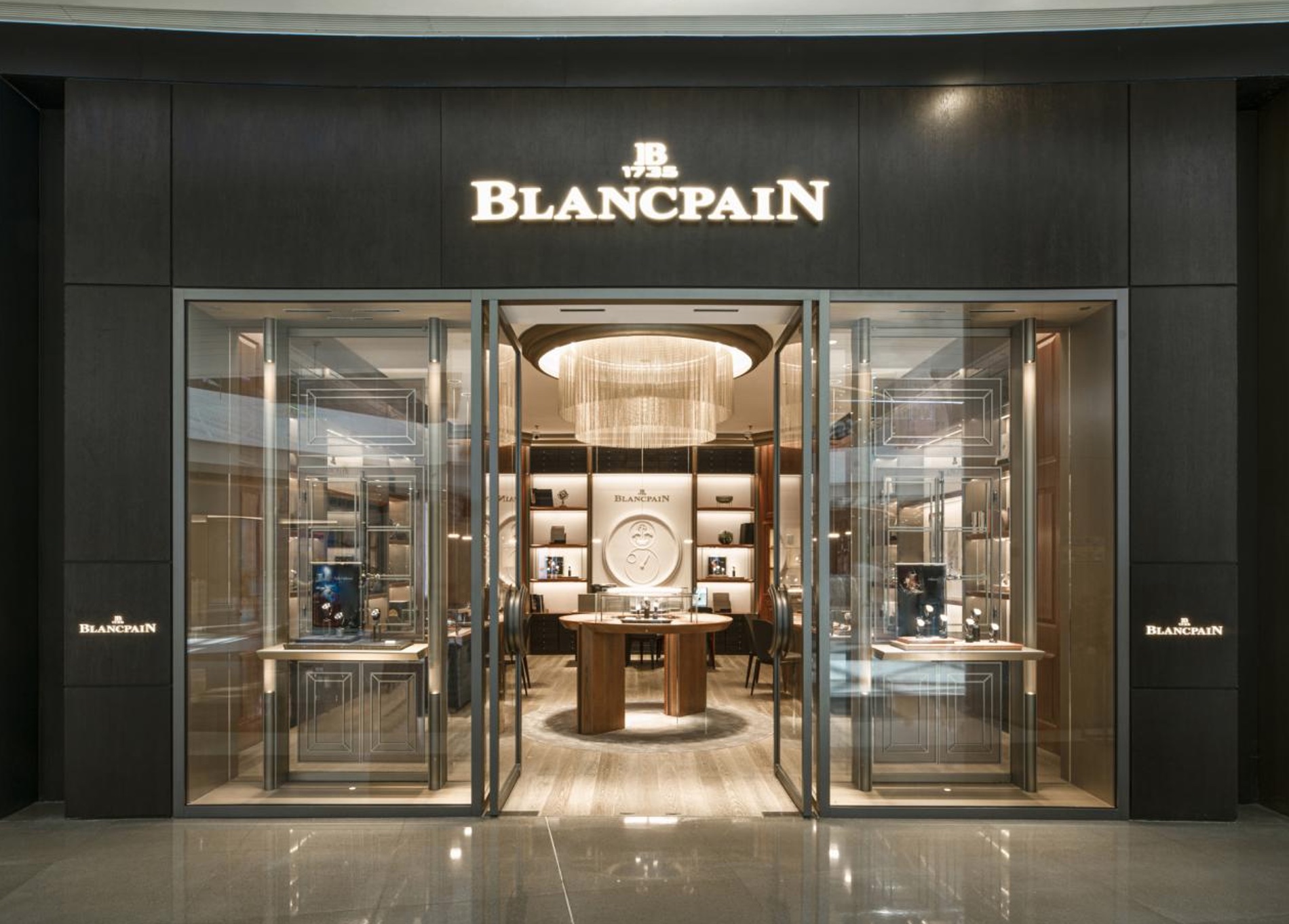 Blancpain takes first Hainan steps with new boutique at CDF Mall