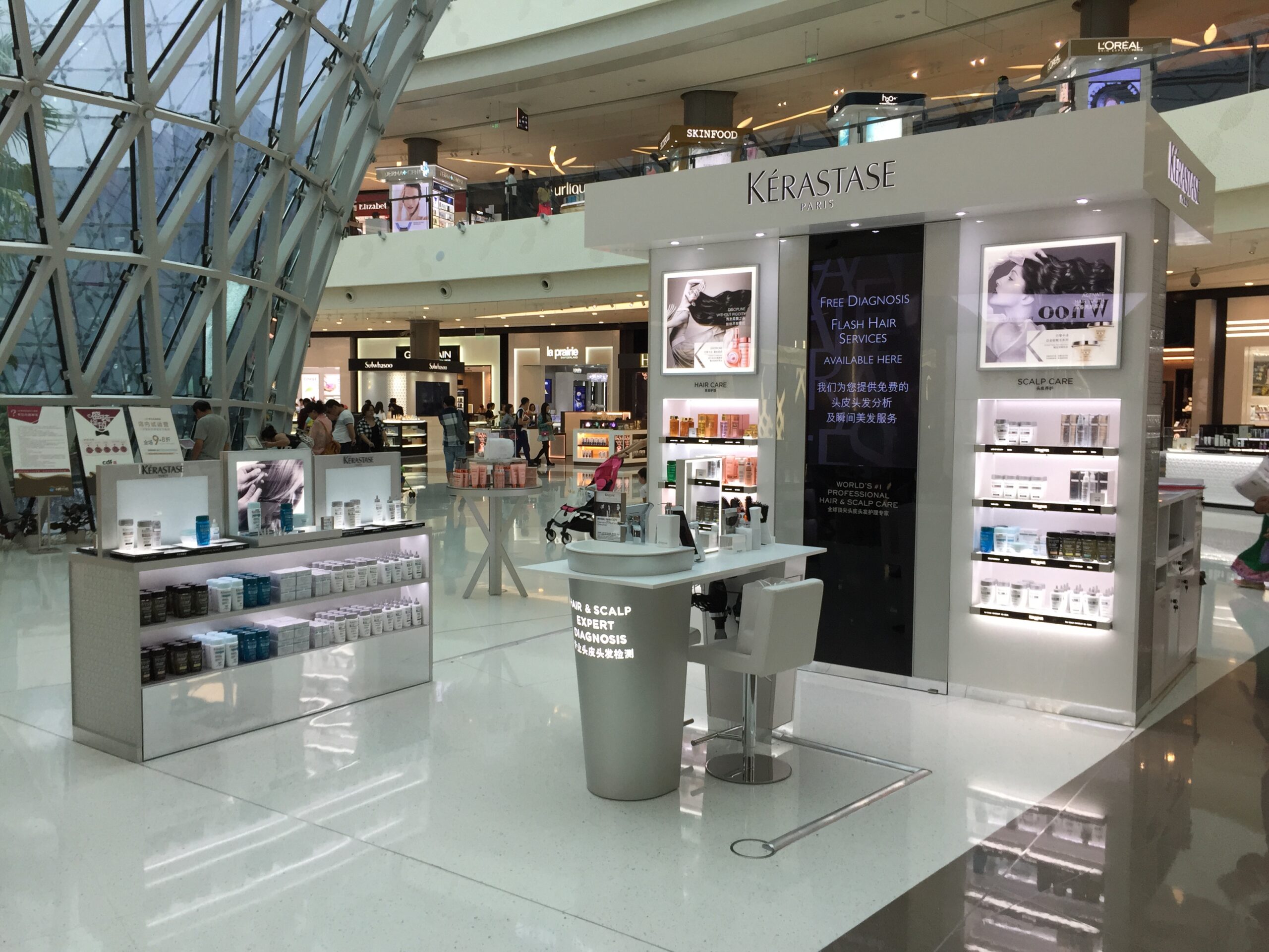 Sanya Haitang Bay: The Kérastase offer appeals to both male and female customers 