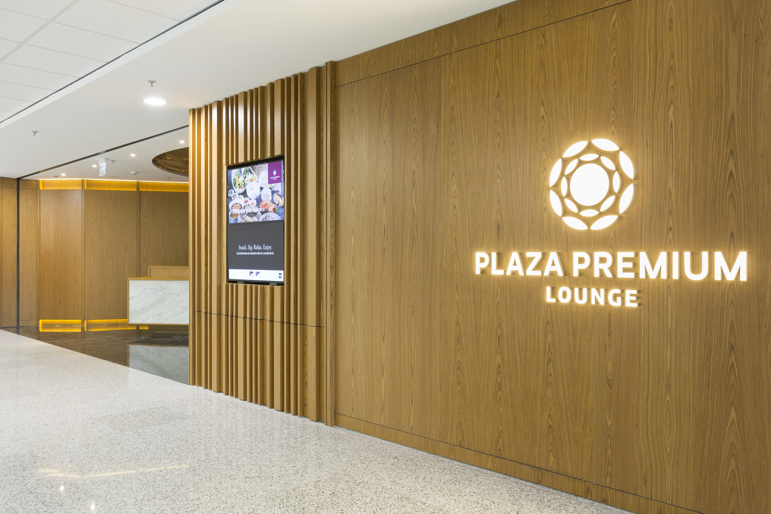 Plaza Premium Lounge - International Departures