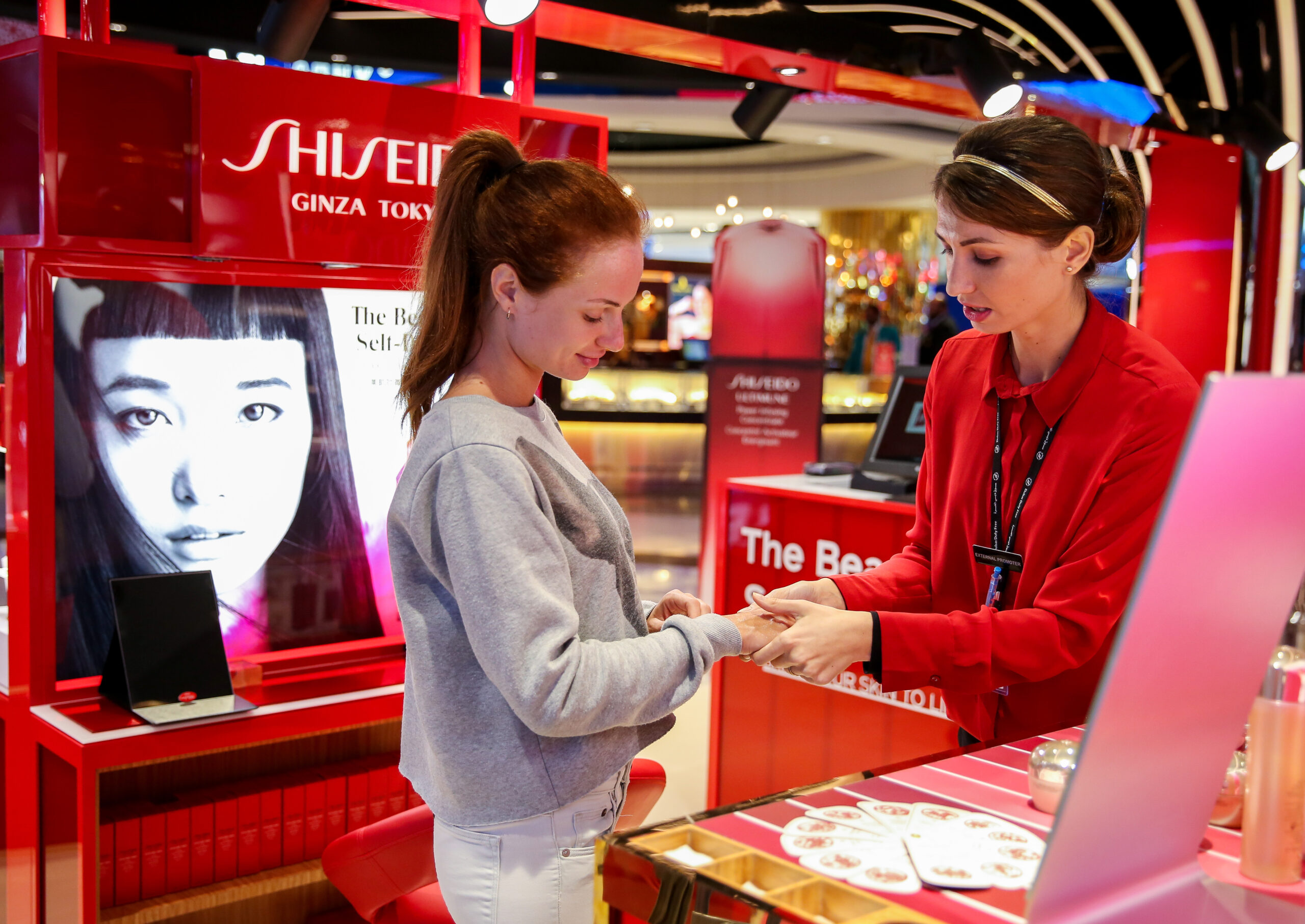 Shiseido CNY animation Dubai Airport 2