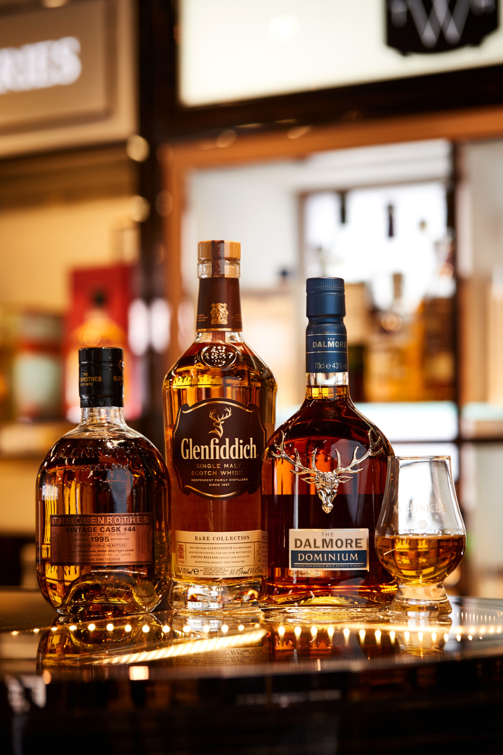 visitors-are-invited-to-experience-the-whiskey-houses-expansive-collection-first-hand-with-complimentary-samplings-of-the-more-than-40-whiskeys-available-for-tasting-daily