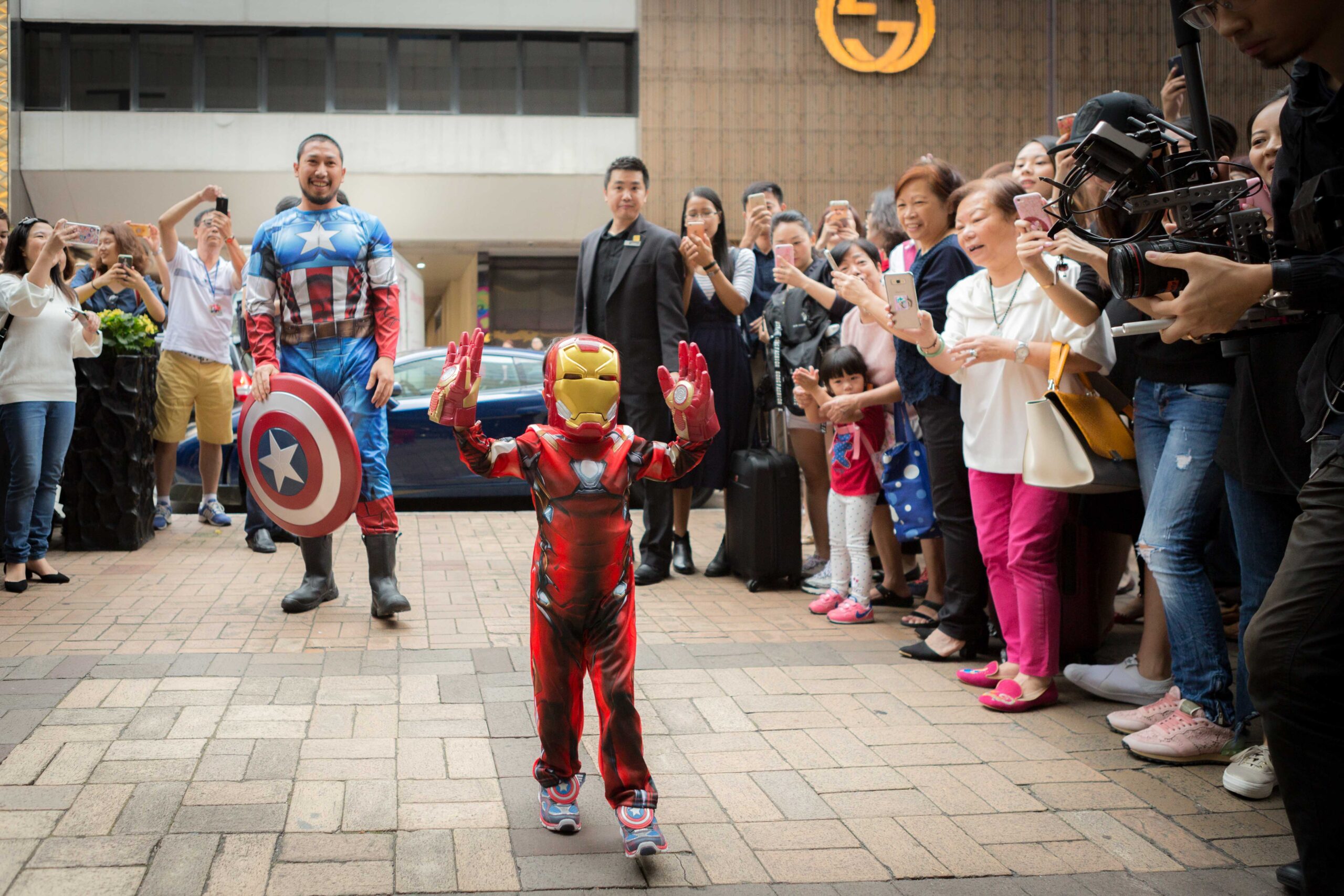 yuet-lun-arrives-at-t-galleria-by-dfs-canton-road-in-hong-kong-dressed-as-his-favorite-superhero