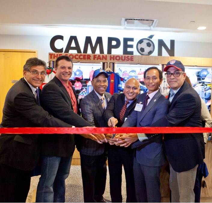 thumbnail_campeon-ribbon-cutting