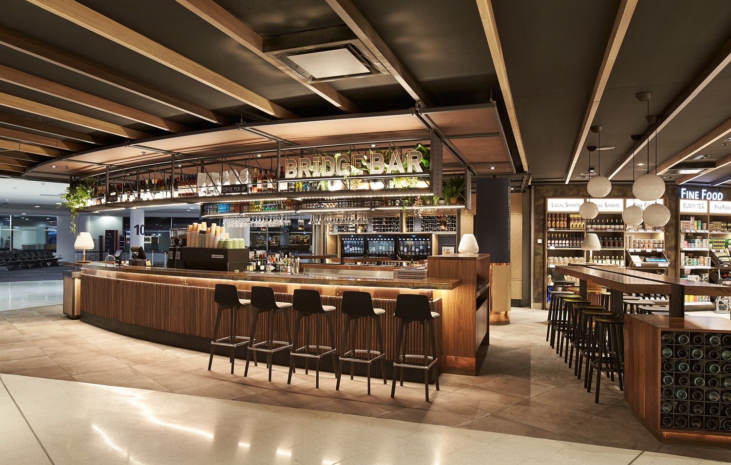 Sydney Airport T1 International terminal HEINEMANN Tax & Duty Free Bridge Bar