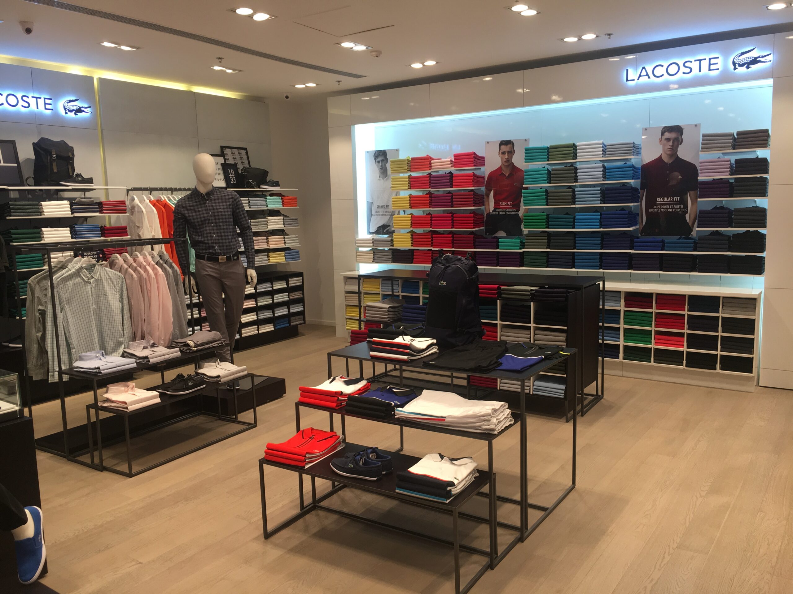 Lacoste airport shop