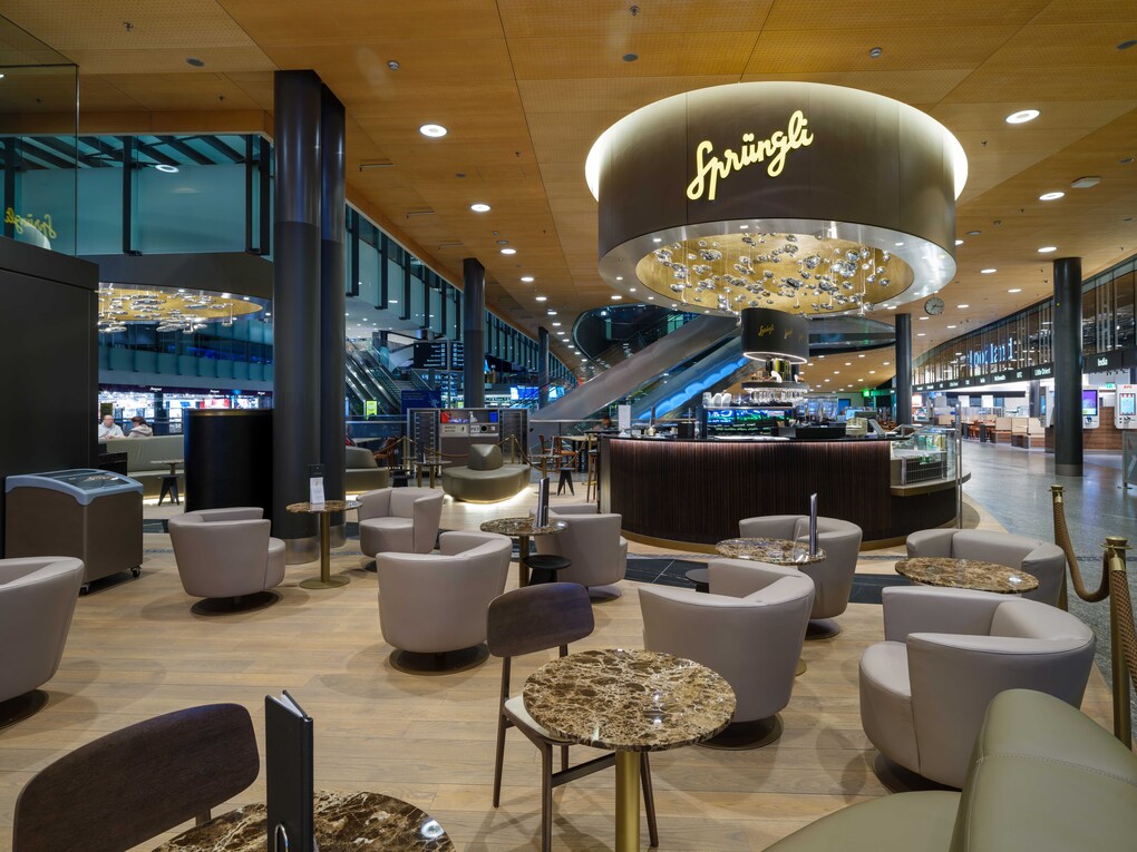 Refreshed Sprüngli Café-Bar back on menu at Zurich Airport : Moodie ...