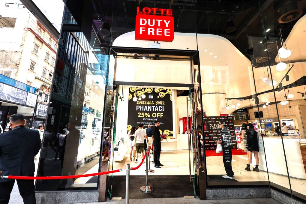 Nike duty free sydney best sale