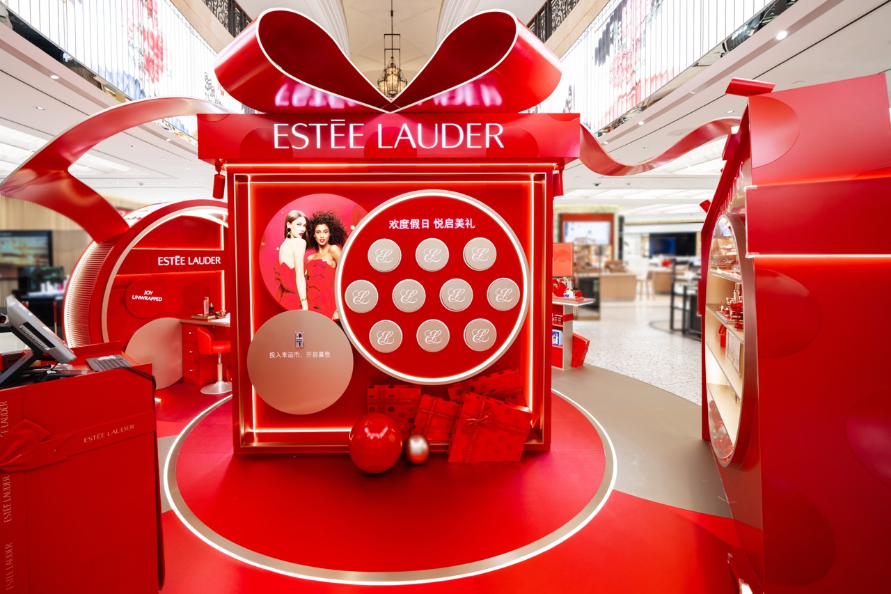 Joy Unwrapped' – Estée Lauder Travel Retail reveals immersive