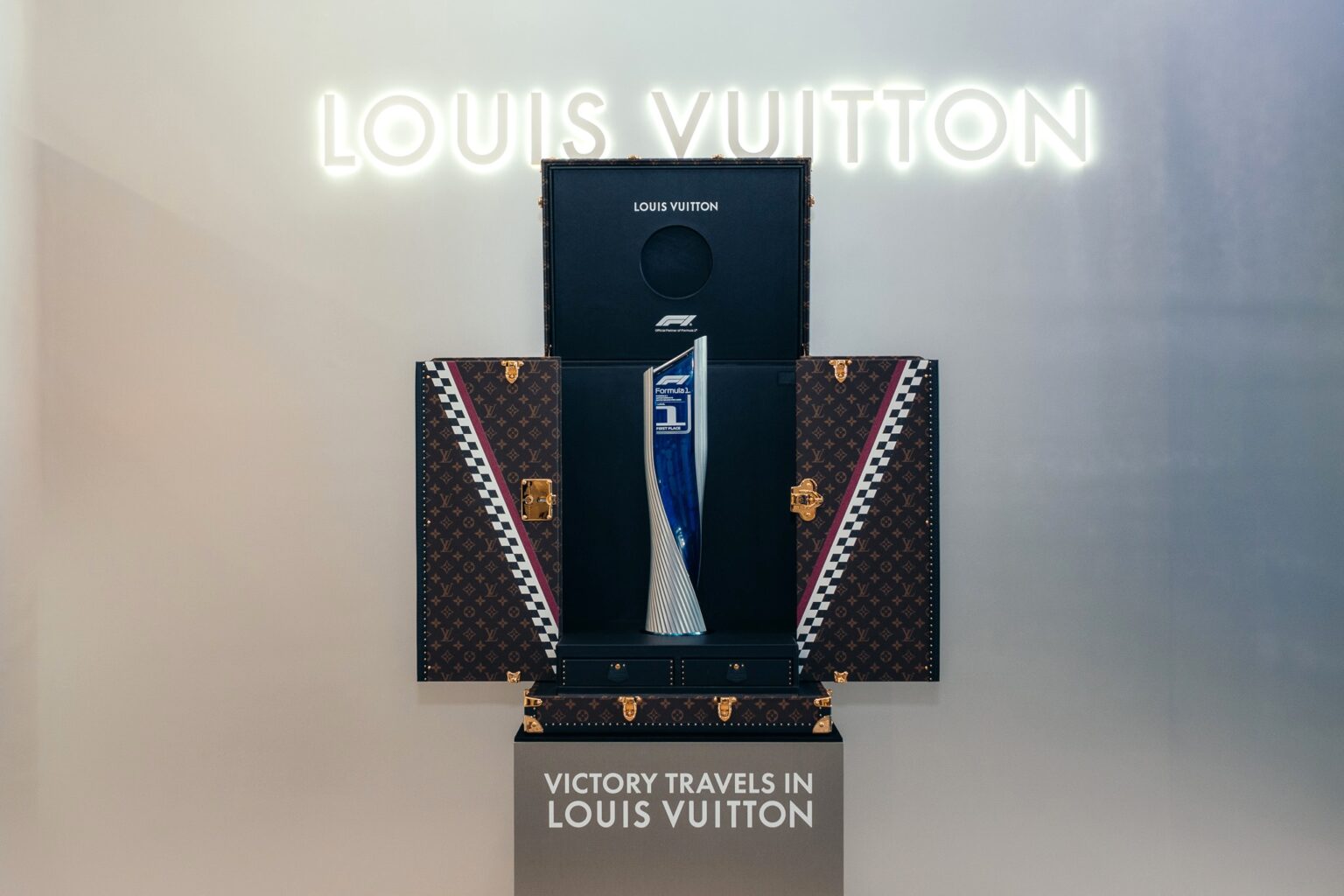Qatar Duty Free strikes luxury chord with Louis Vuitton Lounge Formula ...