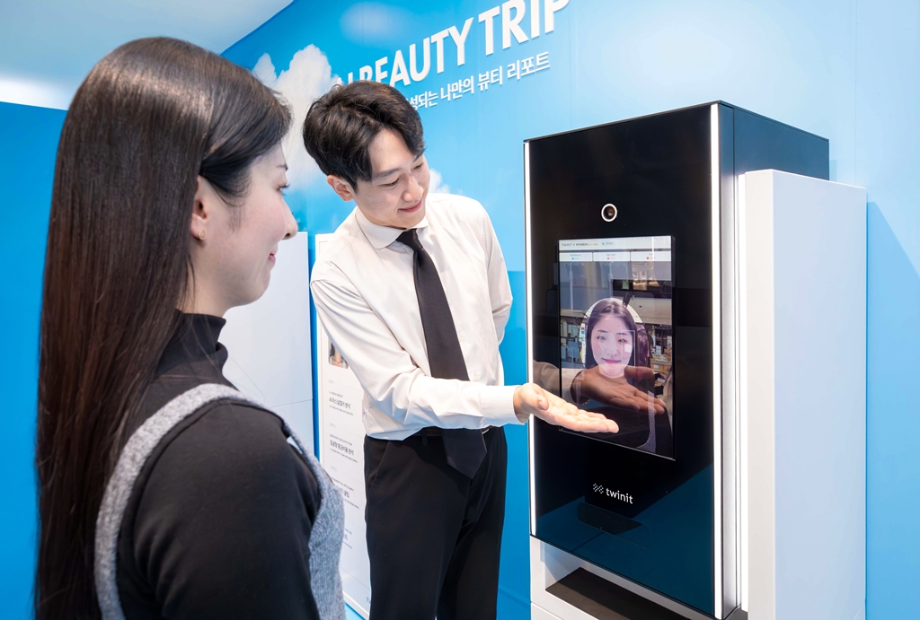 Hyundai Duty Free takes travellers on experiential ‘AI Beauty Trip’ at Gangnam store