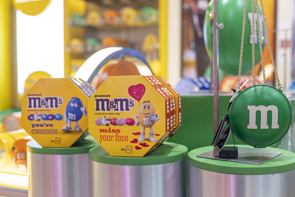 M &M エムアンドエム ティッシュスタンド Mars Wrigley and Avolta unveil M&M's Experience and Transaction
