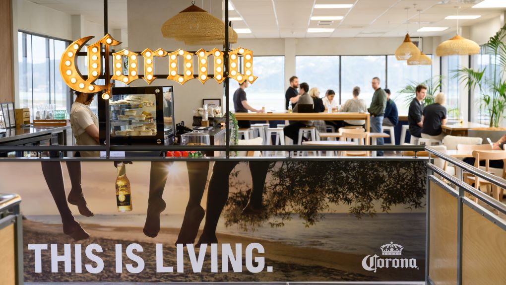 Wellington Airport adds Corona Sunset Lounge and Bar near Gate 14